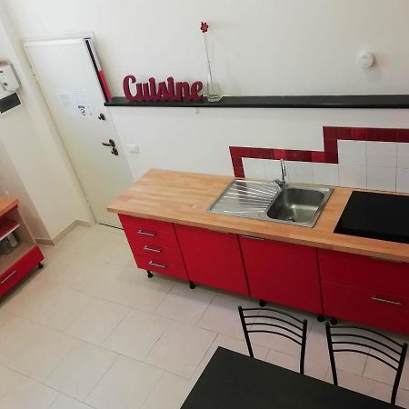 Appartamento Indipendente A Due Passi Dal Centro Savona Exteriör bild