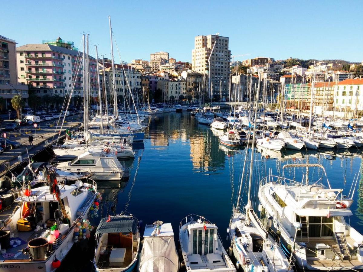 Appartamento Indipendente A Due Passi Dal Centro Savona Exteriör bild