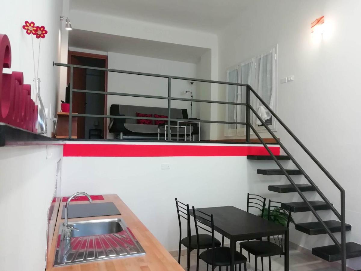 Appartamento Indipendente A Due Passi Dal Centro Savona Exteriör bild